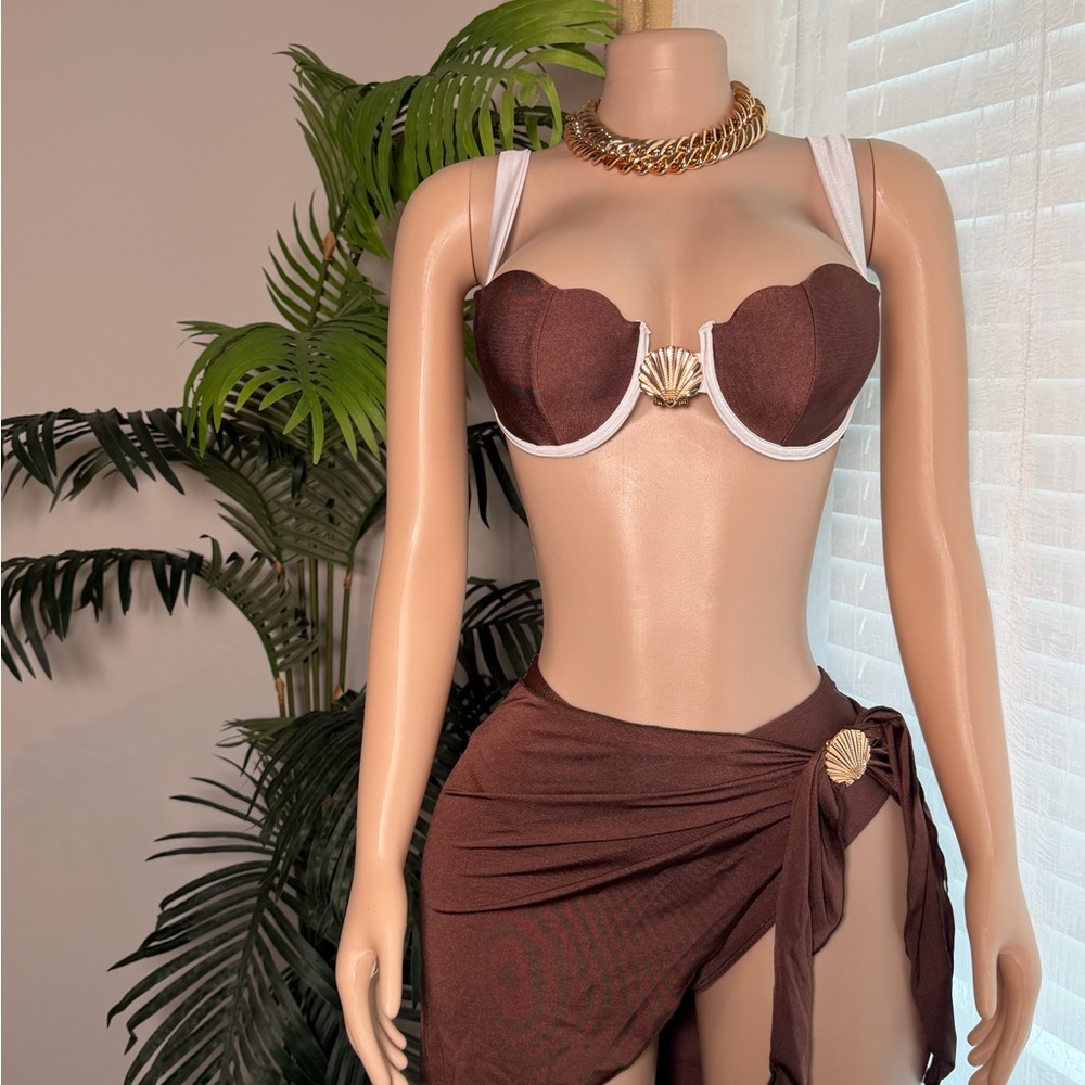 Women’s Brown Shell-Accent Bikini Top and Sarong Set